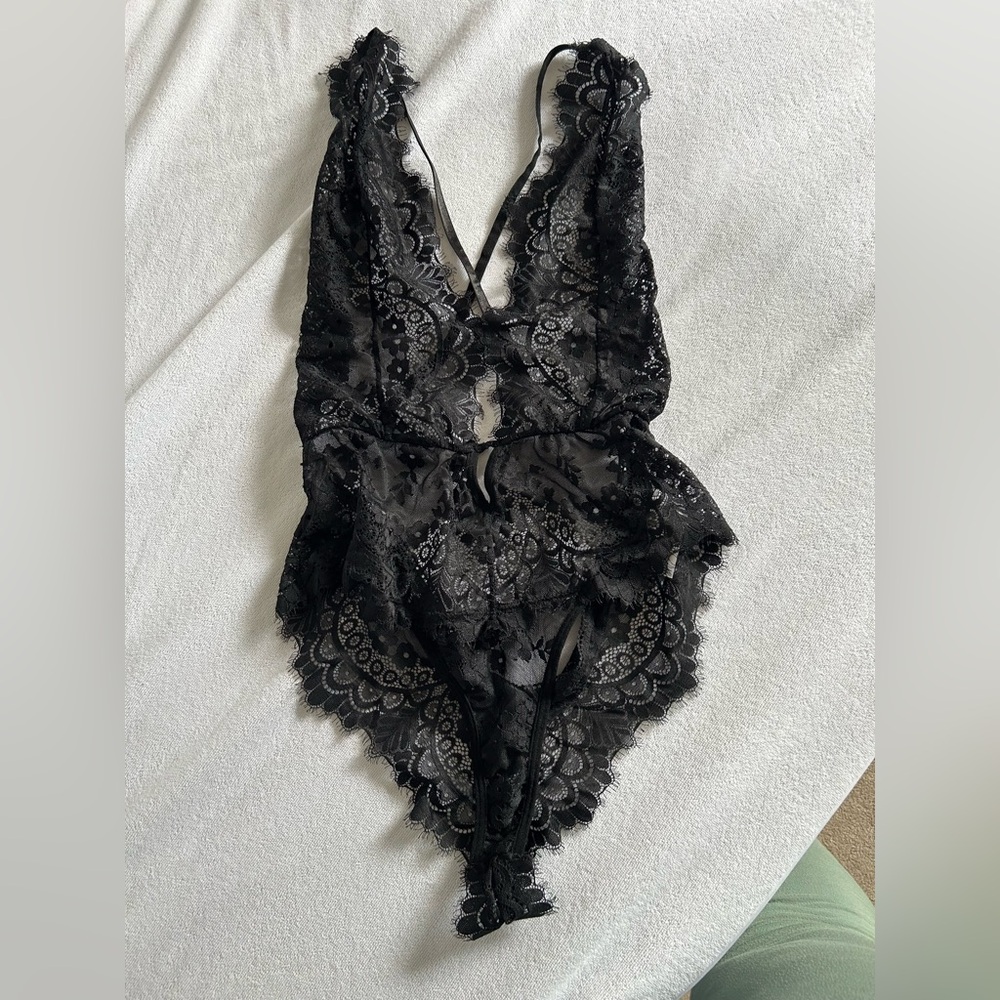 NWOT Black Lace Bodysuit